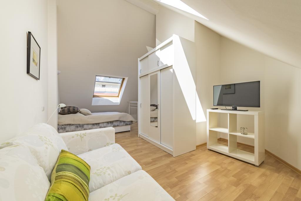Maisonette Apartment Am Bahnhof - Adults Only Innsbruck Extérieur photo