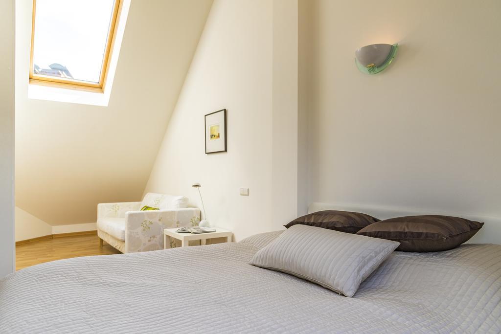 Maisonette Apartment Am Bahnhof - Adults Only Innsbruck Extérieur photo