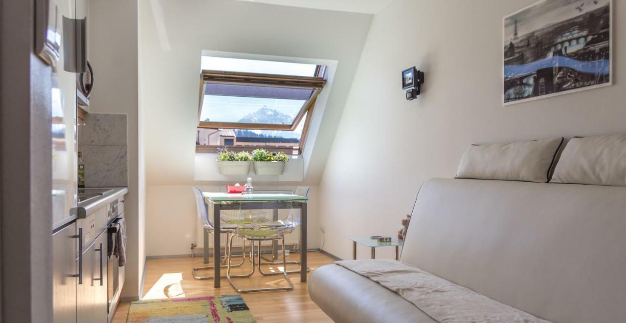 Maisonette Apartment Am Bahnhof - Adults Only Innsbruck Extérieur photo